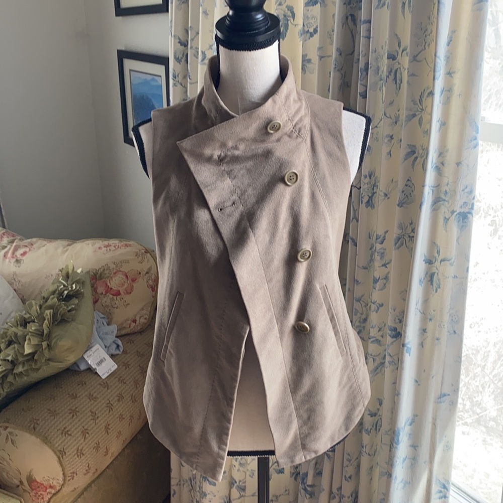 BCBG Maxazria Faux Suede Khaki Vest - Picture 7 of 12